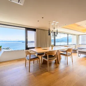 Hotel Miyajima Coral, Hatsukaichi